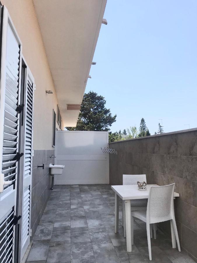 Monolocali White Angel Apartments Porto Cesareo Buitenkant foto