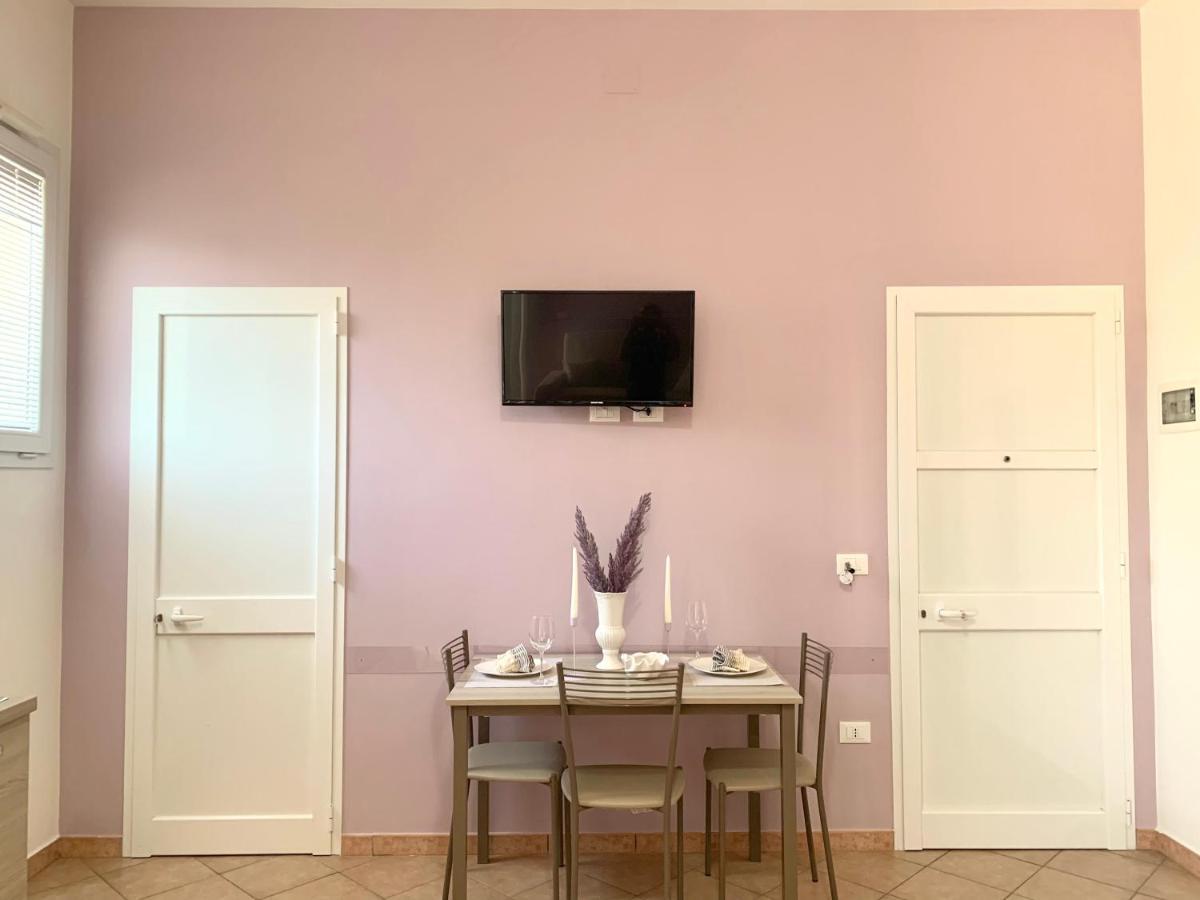 Monolocali White Angel Apartments Porto Cesareo Buitenkant foto